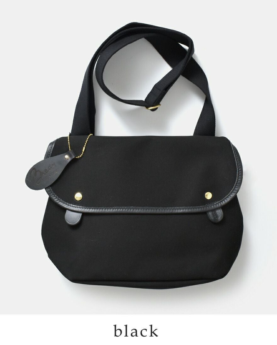 BRADY ブレディー AVON ショルダーバッグ ブラック Brady（ブレディ） ショルダーバッグ[AVON] - clothes tile