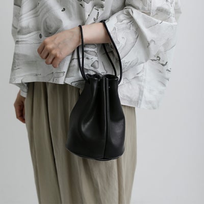 mormyrus モルミルス レザー 巾着 ハンドバッグ m077 2026ss新作 春夏 