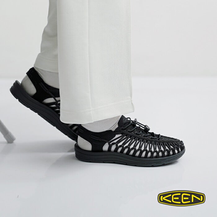キーン KEEN “UNEEK” サンダル ユニーク 編み込み スポーツサンダル