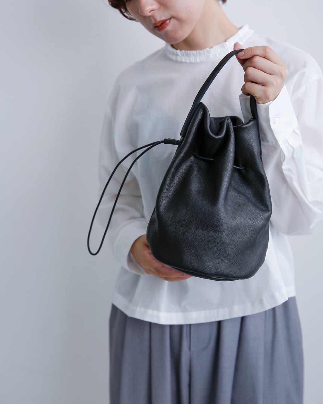 mormyrus モルミルス レザー 巾着 ハンドバッグ m-143-ma レディース