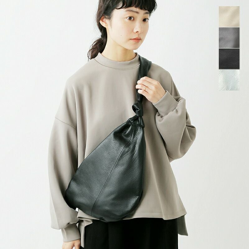 POMTATA ポンタタ カウレザー ボディバッグ “CANDY BODY BAG” candy