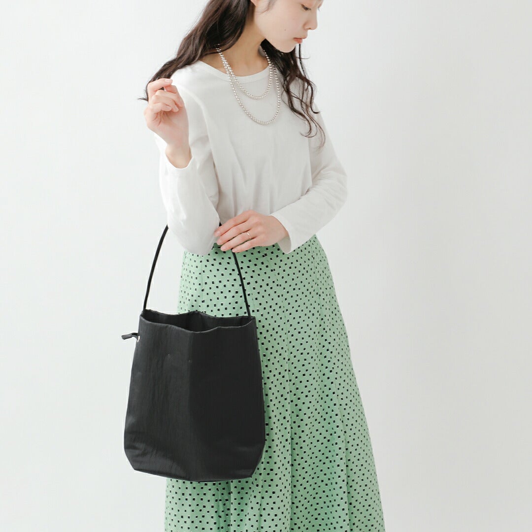 MARY AL TERNA メアリオルターナ リサイクルナイロン ワンショルダー