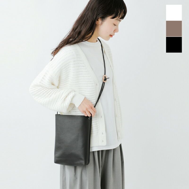 ATELIER 4.5 アトリエ4.5 ゴートレザー インナーポケット付き