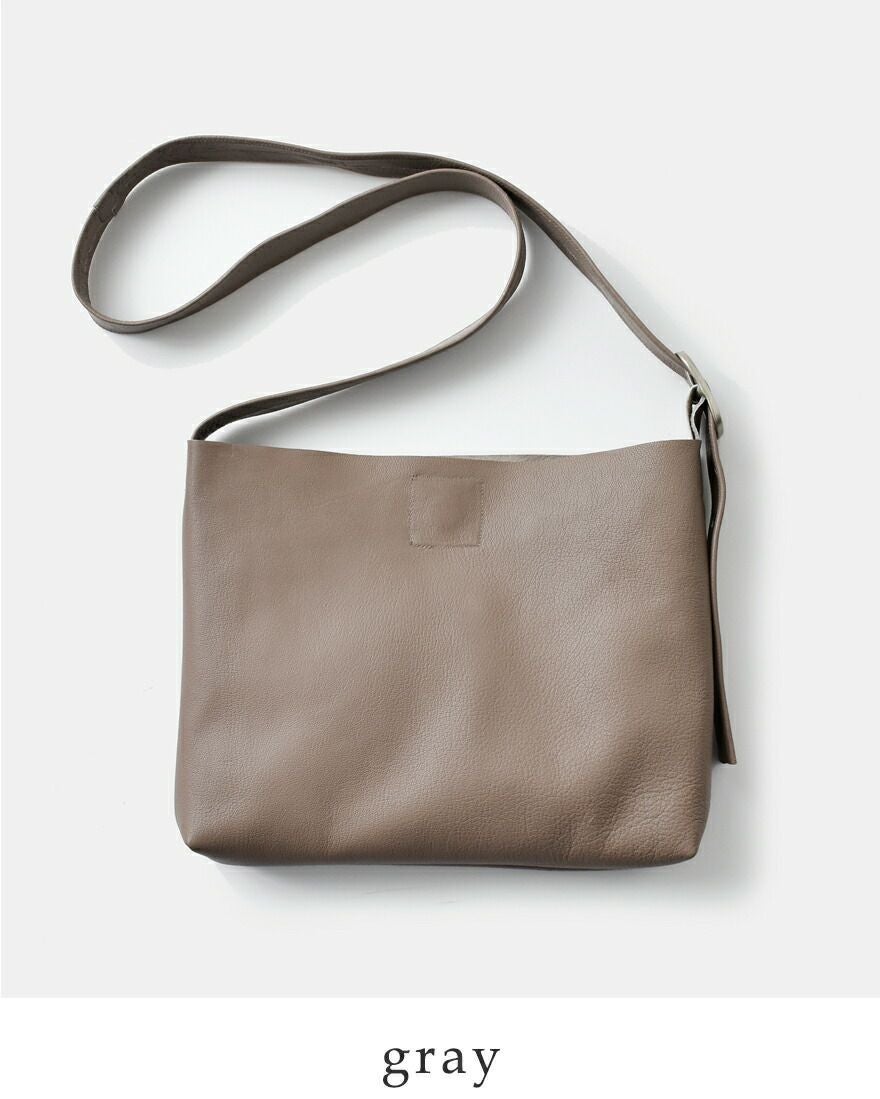 ATELIER 4.5 アトリエ4.5 ゴートレザー ワンタッチ ショルダーバッグ a