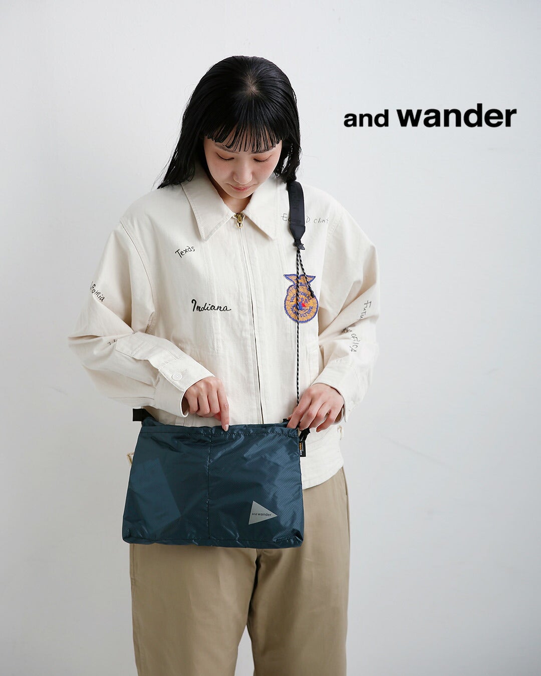 and wander アンドワンダー シル サコッシュ sil sacoche 574-5975213