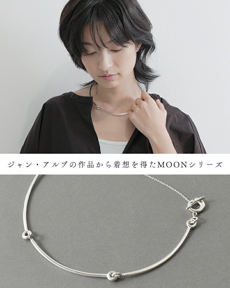 レインボームーンストーンとカレンシルバーのチャーム付きチョーカー JAMIRAY ジャミレイ ムーン シルバー チョーカー “MOON CHOKER SV” 242
