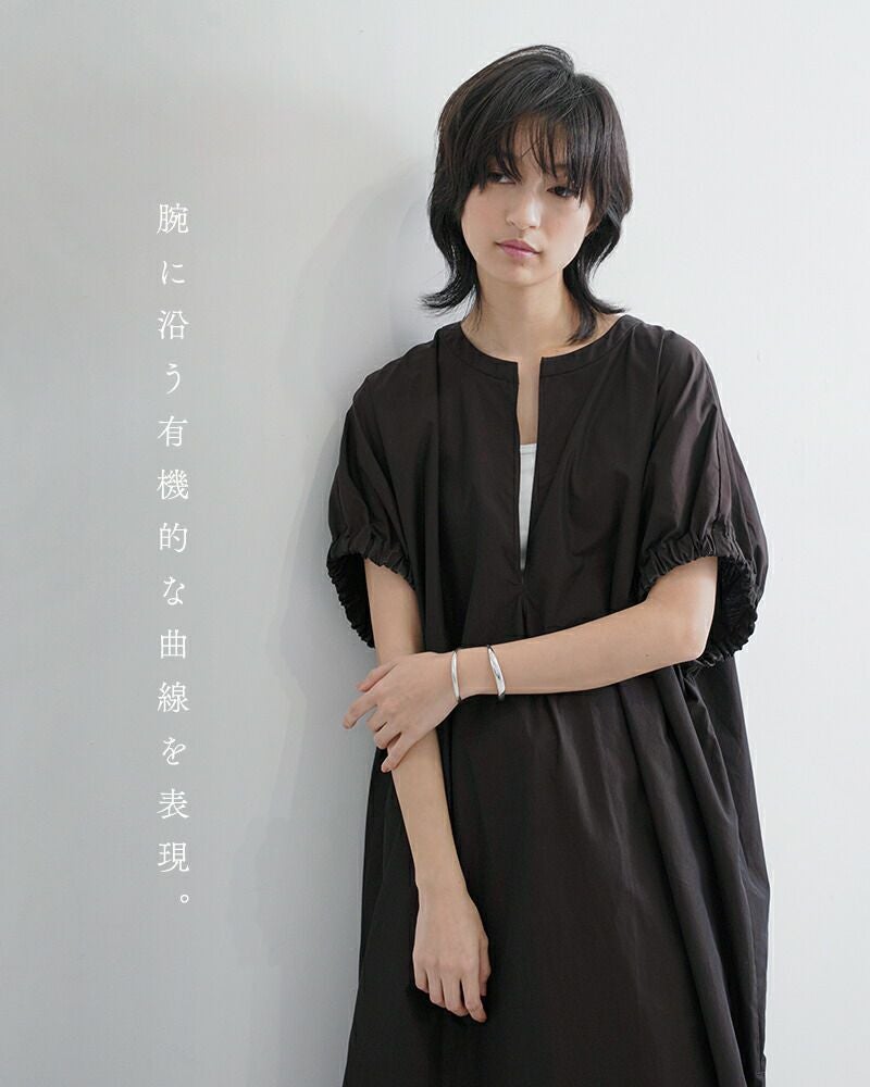 JAMIRAY ジャミレイ ライン スカルプチャー シルバー バングル “LINE
