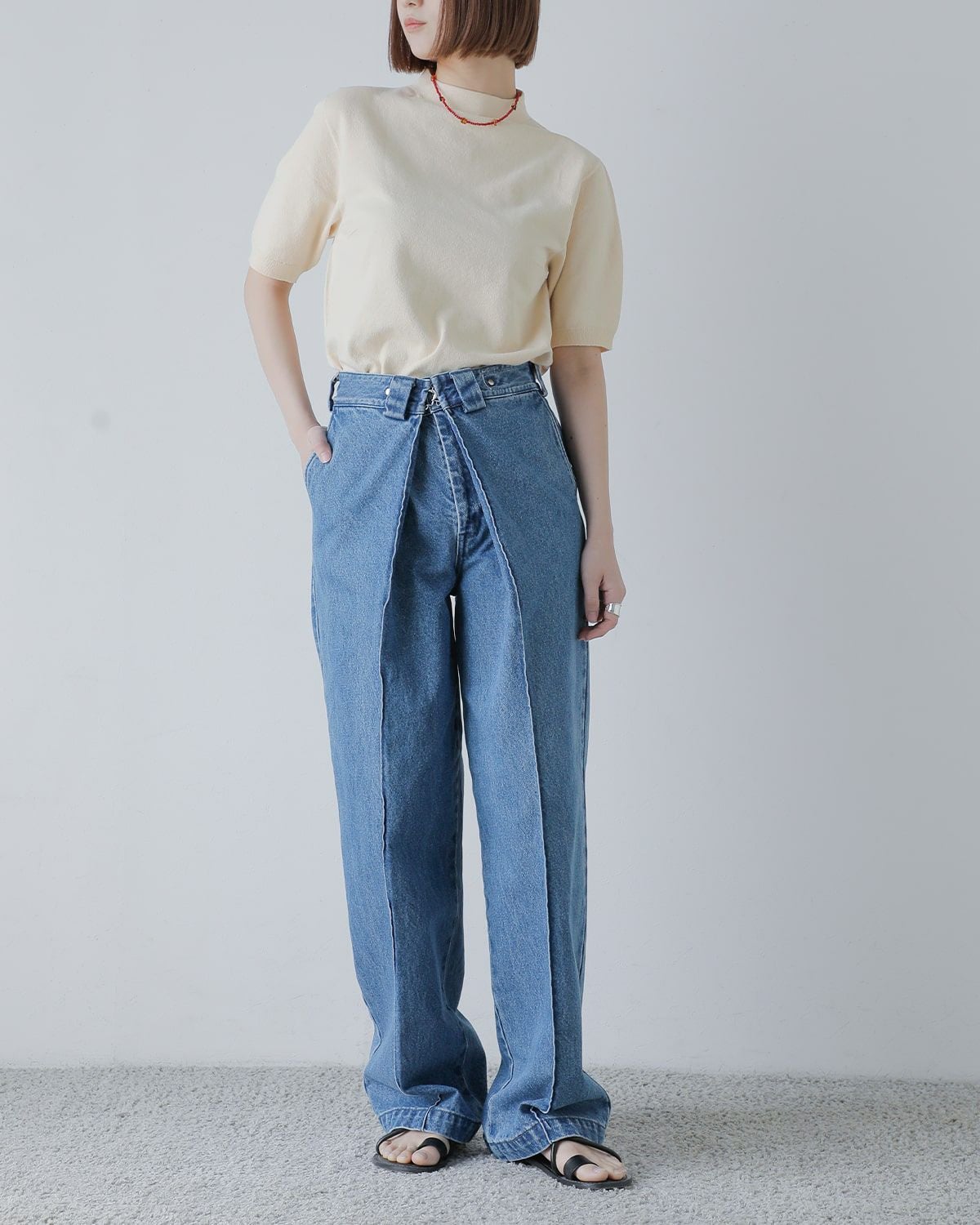 メズコノートリアス　ビッグフィギュア 　青いスウェットと デニムパンツ 12回再販](ORIGINAL) ピンタックストレートデニムパンツ (medium blue