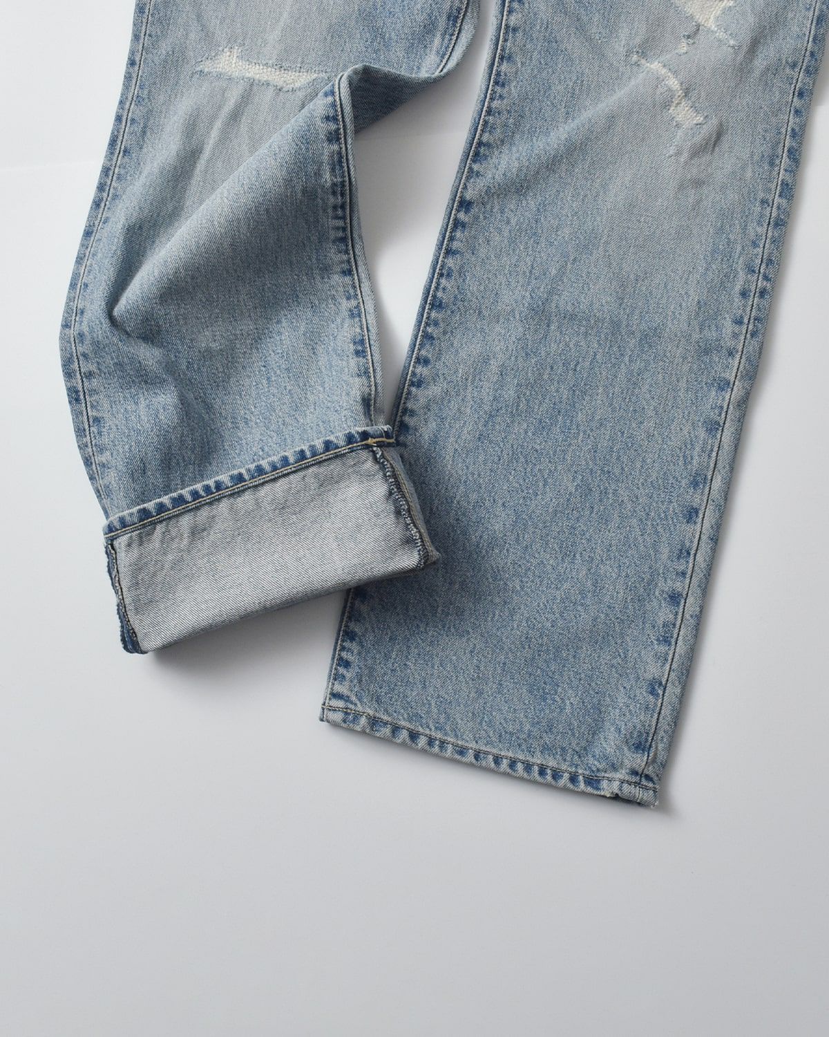 30%OFF】KURO クロ フラワーステッチ デニム パンツ “FLOWER STITCHING