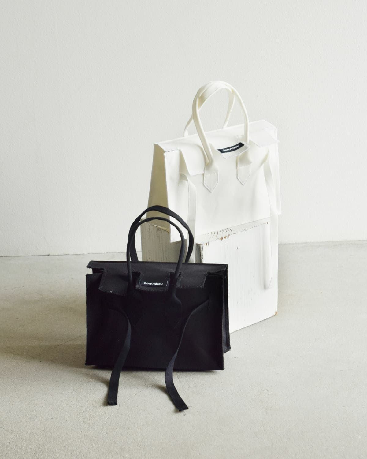 50%OFF】SEA シー キャンバス パロディー バッグ Sサイズ 110106333-ms