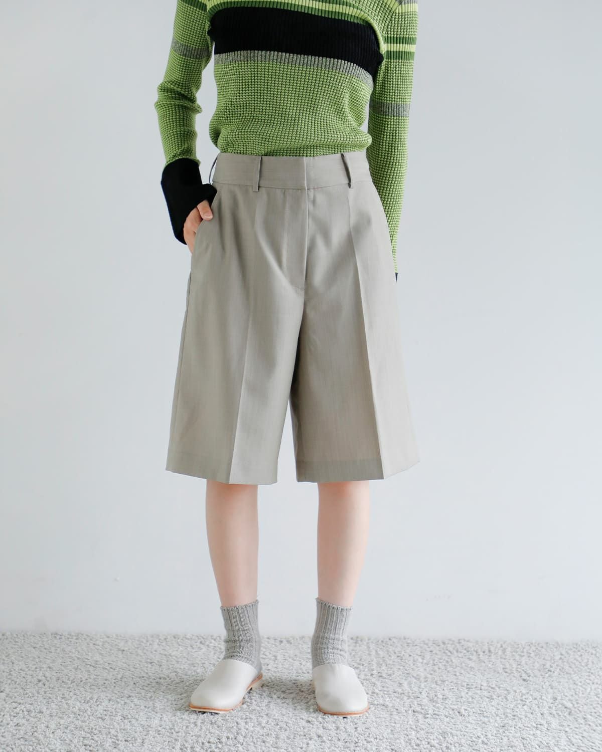50%OFF】anuke アンヌーク ウールブレンド センタープレス ハーフ