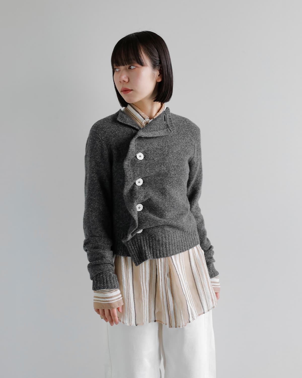 AKANE UTSUNOMIYA アカネウツノミヤ スーパーファインラムズウール