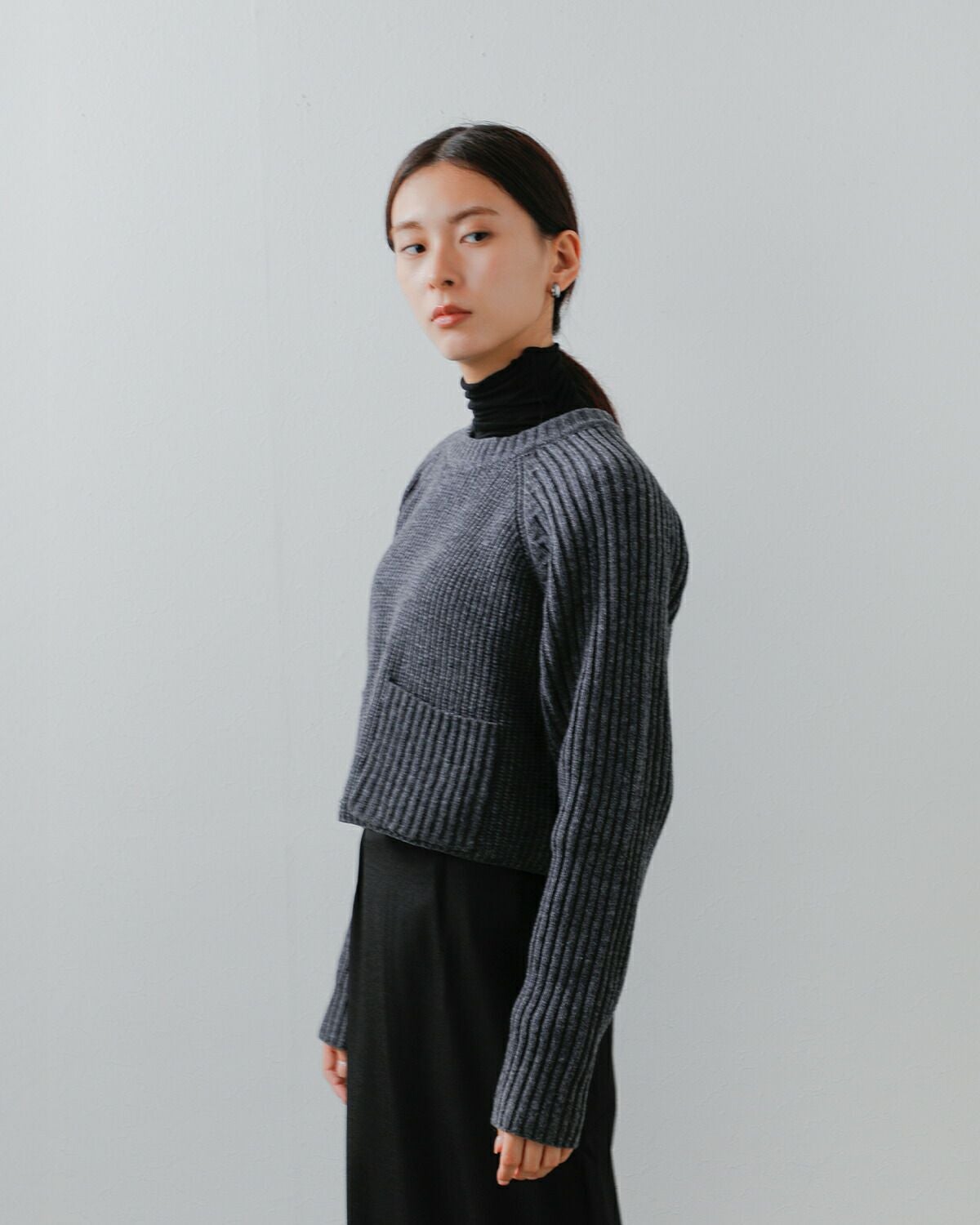 40%OFF】Hella ヘラ クロップド リブ編み ニット プルオーバー