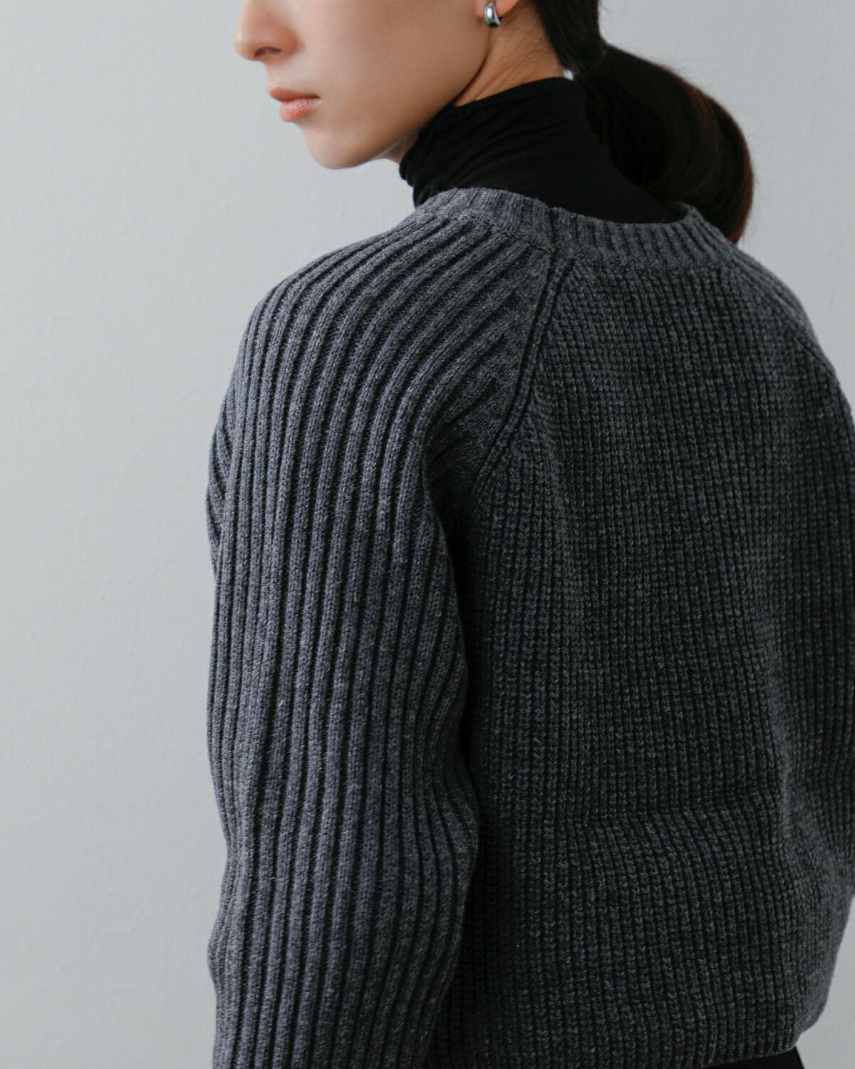 40%OFF】Hella ヘラ クロップド リブ編み ニット プルオーバー 40%OFF】Hella ヘラ クロップド リブ編み ニット プルオーバー