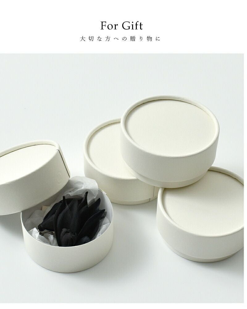 whyto ホワイト シアーリーフ ピアス / イヤリング “sheer leaf whyto ホワイト シアーリーフ ピアス / イヤリング “sheer leaf