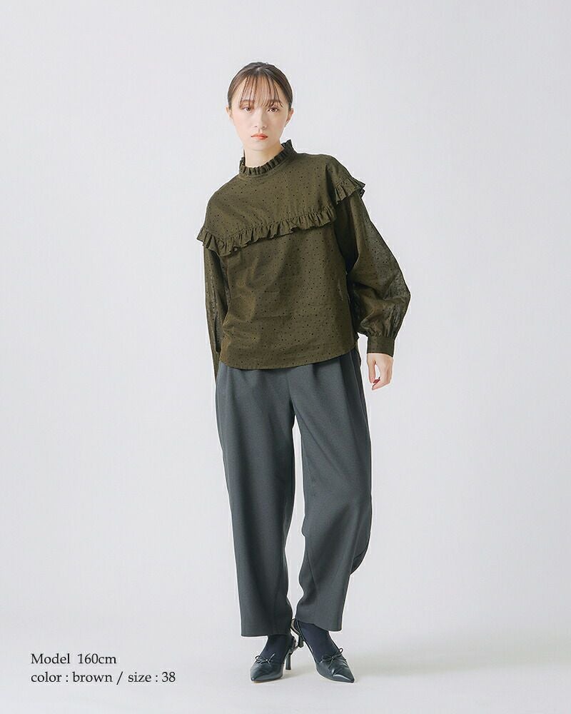 60%OFF】whyto ホワイト フロッキードット フリルカラー ブラウス dot