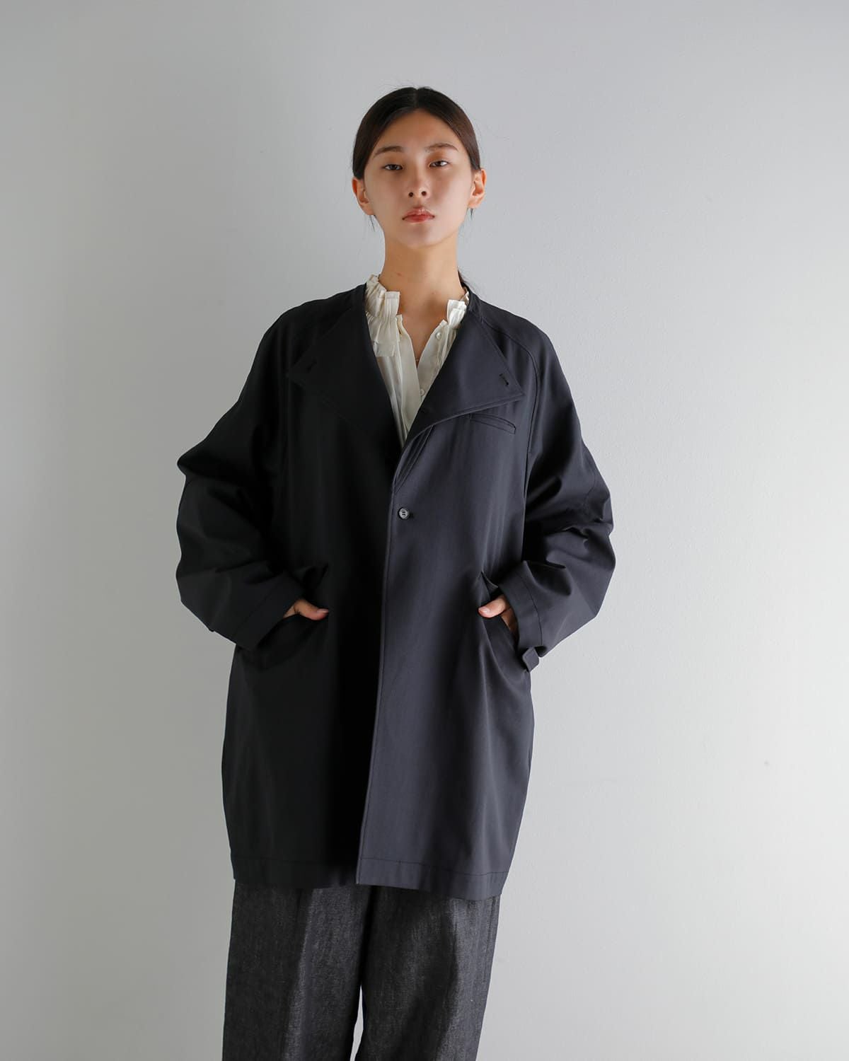 Hella ヘラ シェルタリングドライ ハーフ コート “SHELTERING DRY HALF