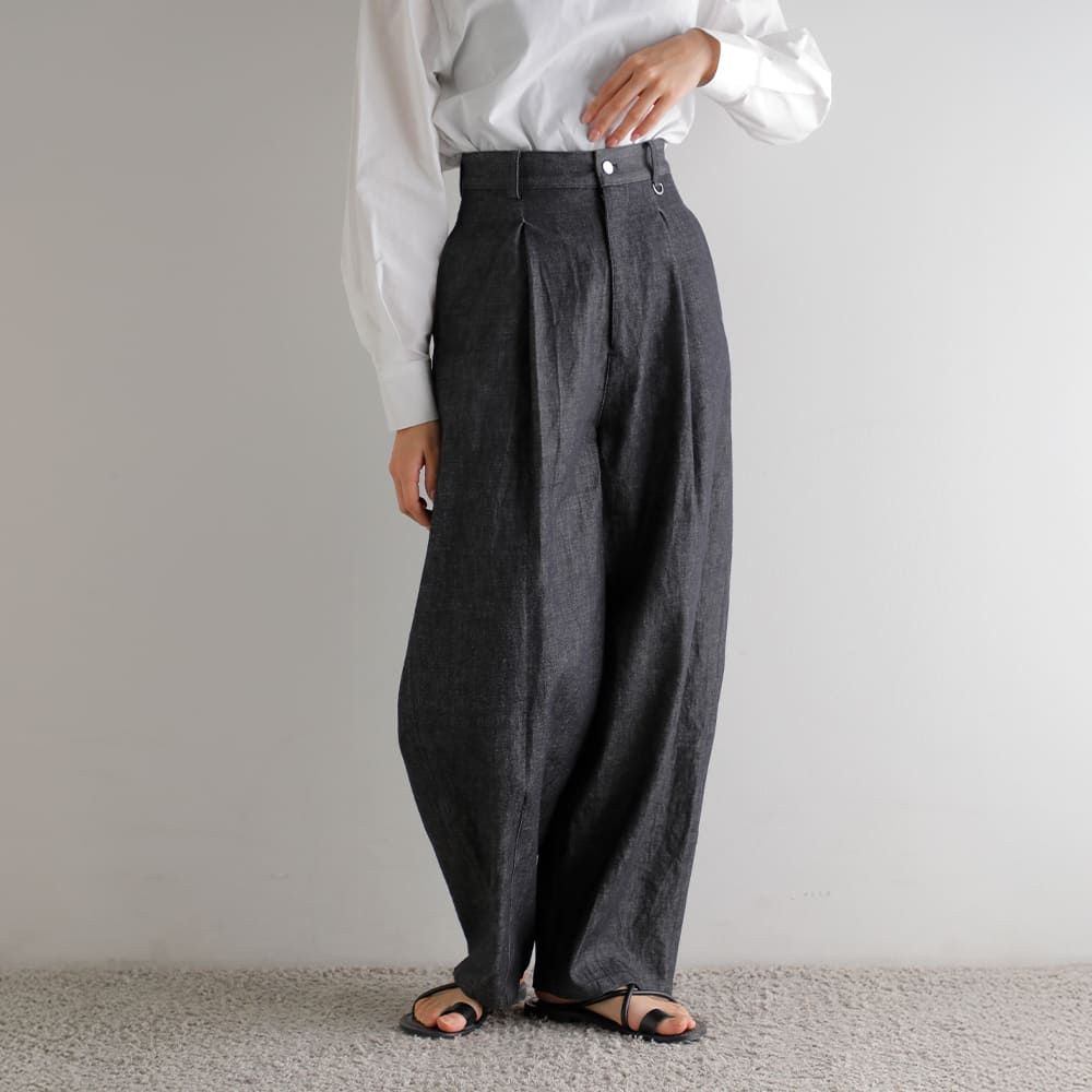 Hella ヘラ スノー デニム コクーンパンツ “SNOW DENIM PANTS” h261-32