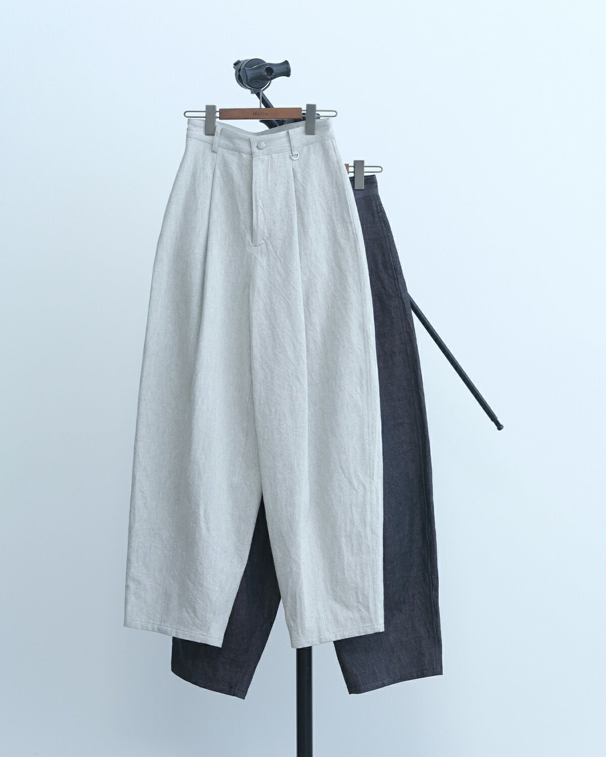 Hella ヘラ スノー デニム コクーンパンツ “SNOW DENIM PANTS” h261-32