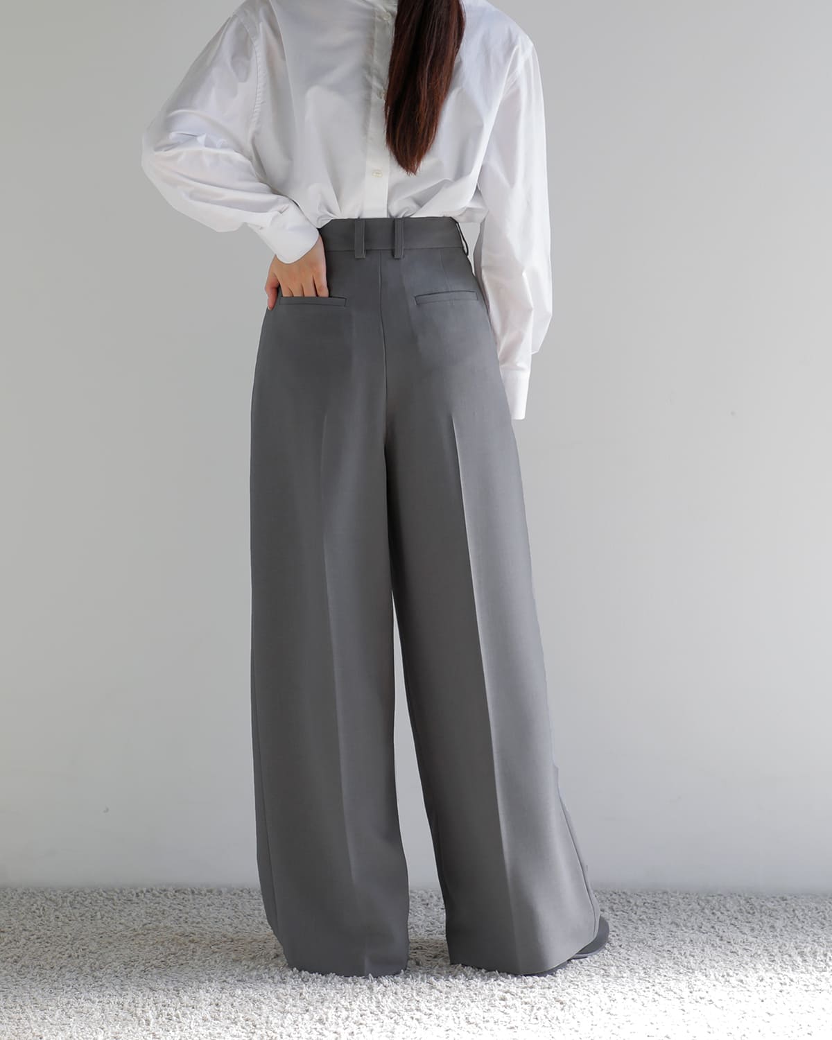 30%OFF】Hella ヘラ ダブルタック ワイドパンツ “DOUBLE TUCK WIDE