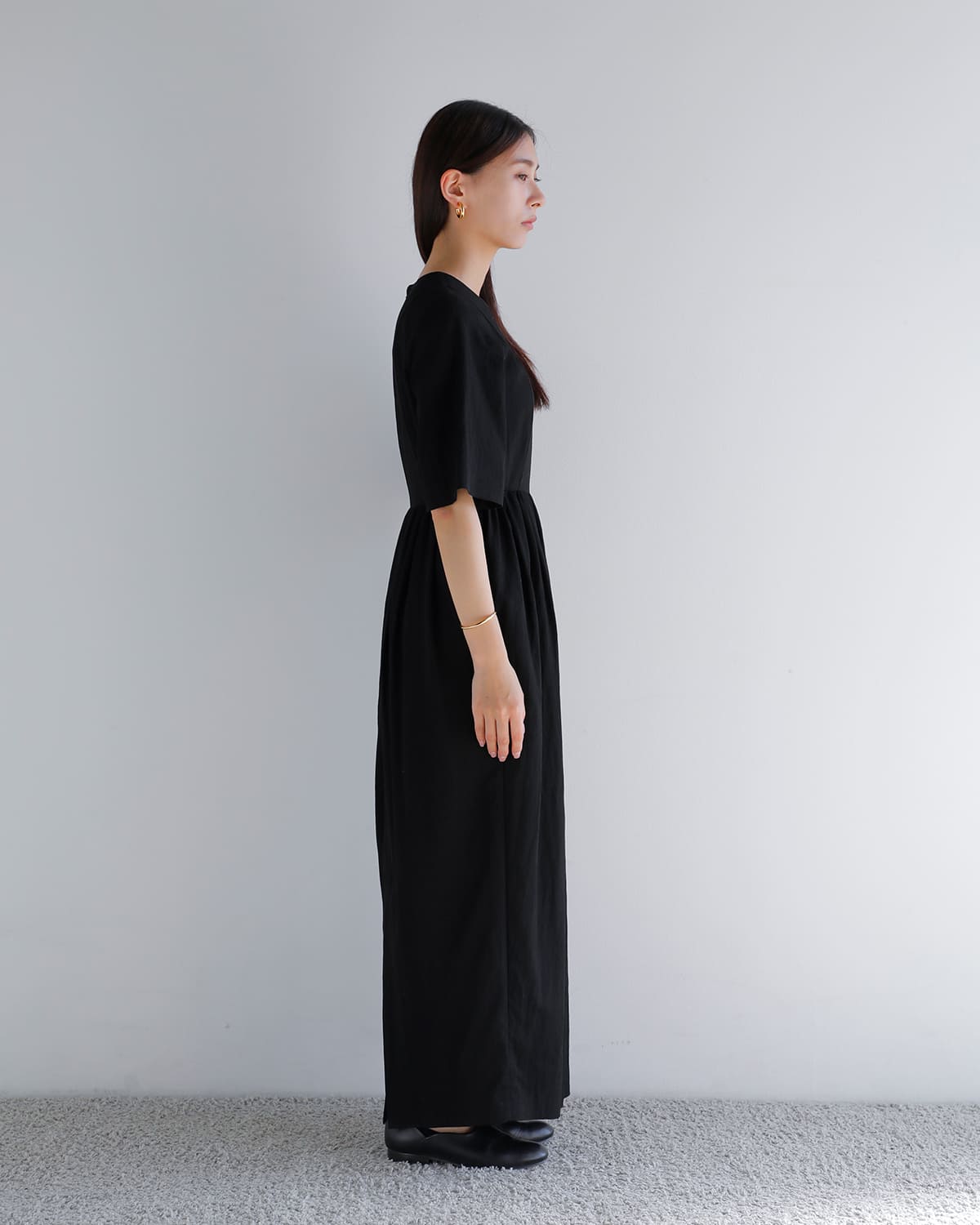 Hella ヘラ ウエストサイドスリット コクーン ドレス “WAIST SIDE SLIT