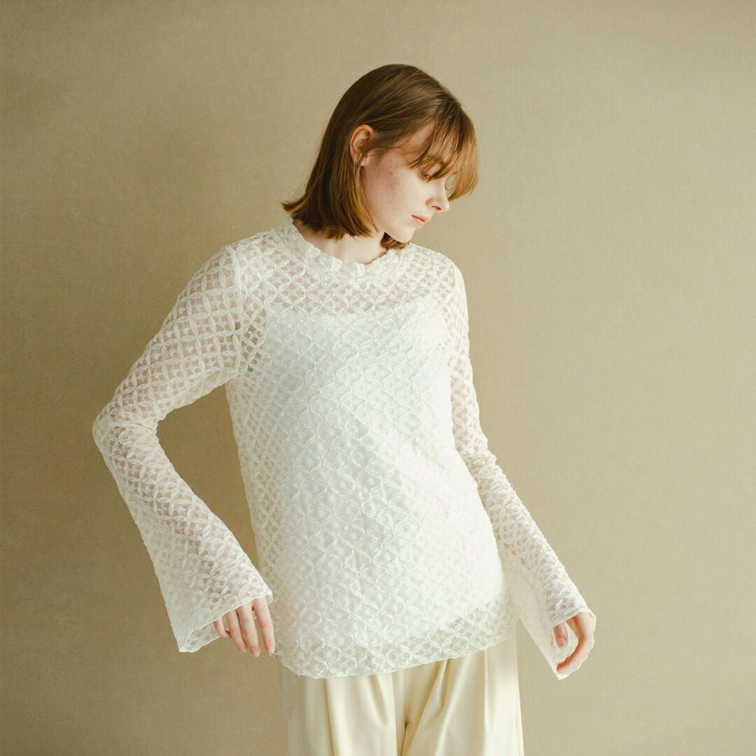 新品・未使用 ✴︎ レースブラウス【ホワイト】 whyto ホワイト フレアスリーブ レース ブラウス “flare sleeve lace