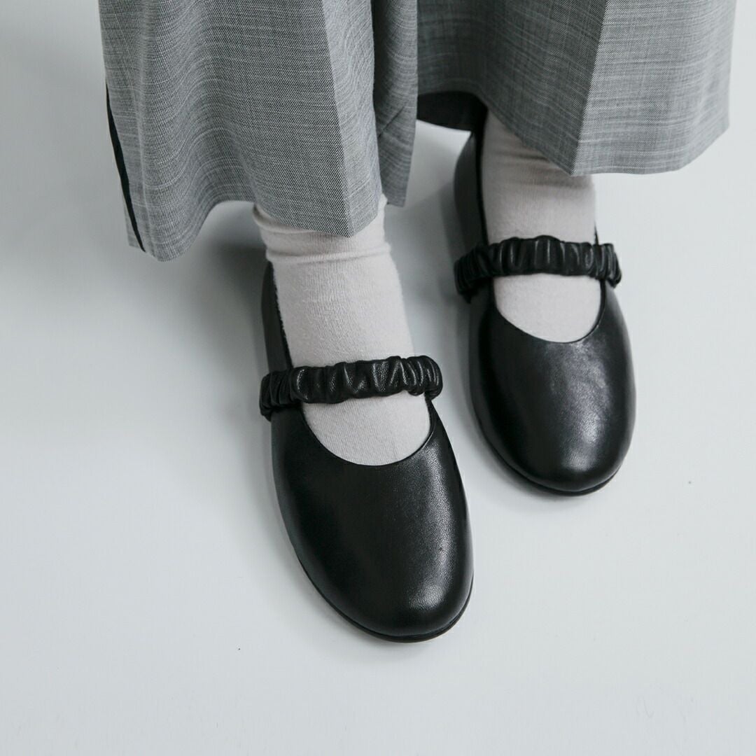 30%OFF】ARTESANOS アルテサノス カウレザー ベルト バレエシューズ