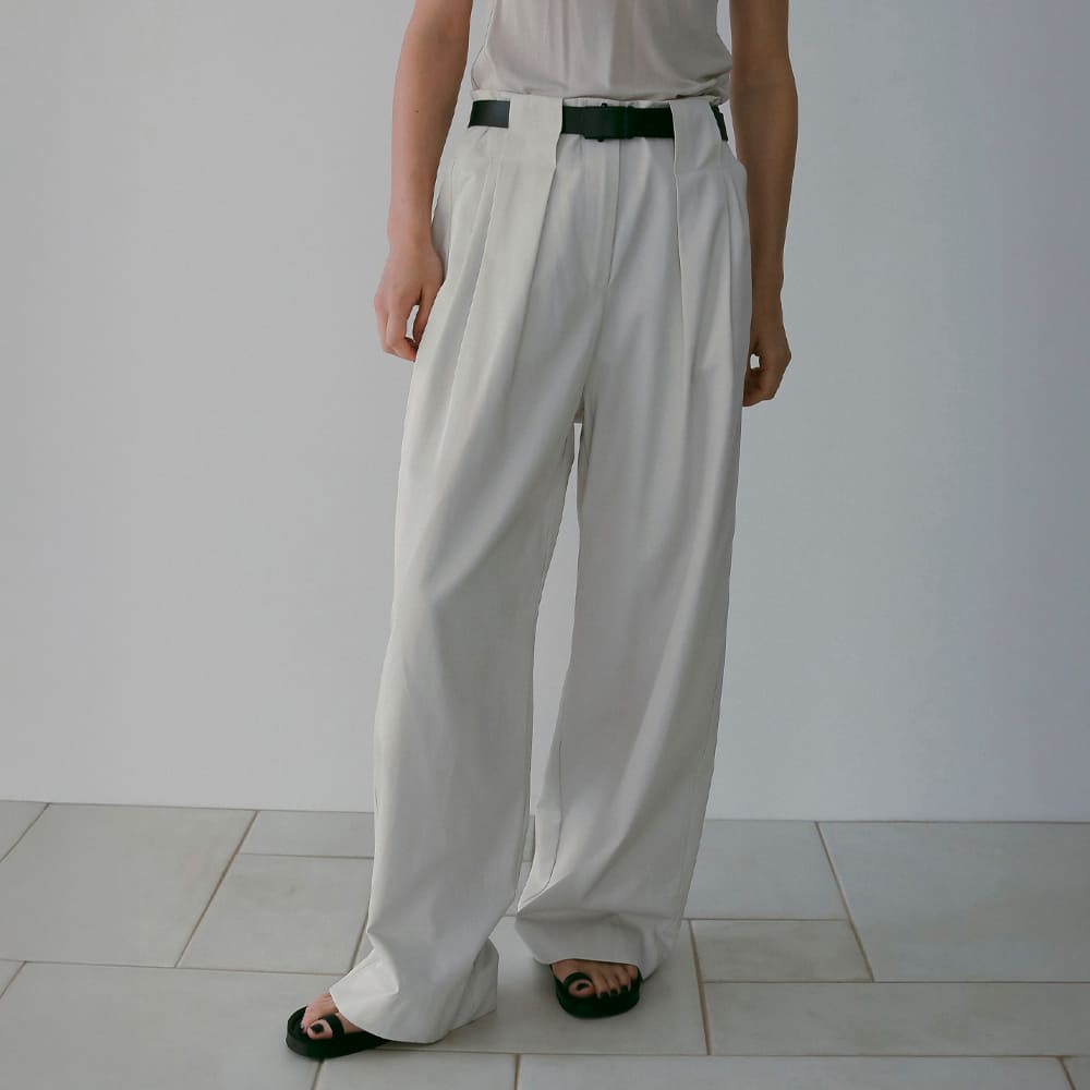 anuke アンヌーク ツイル タック ルーズ ワイドパンツ Twill Loose anuke アンヌーク ツイル タック ルーズ ワイドパンツ Twill Loose