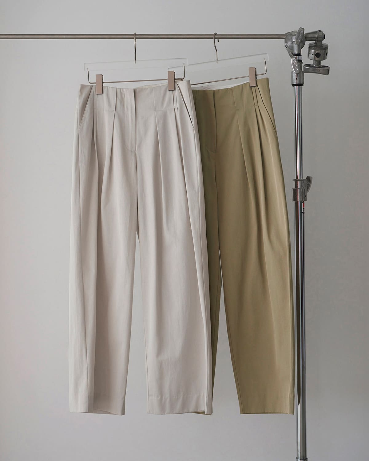 anuke アンヌーク ツイル タック ルーズ ワイドパンツ Twill Loose