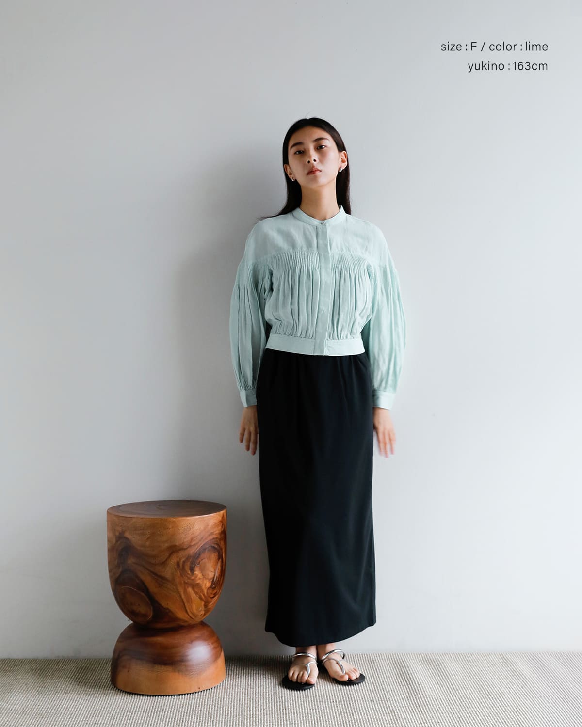 Pheeta フィータ コットン リネン バンドカラー ピンタック ブラウス