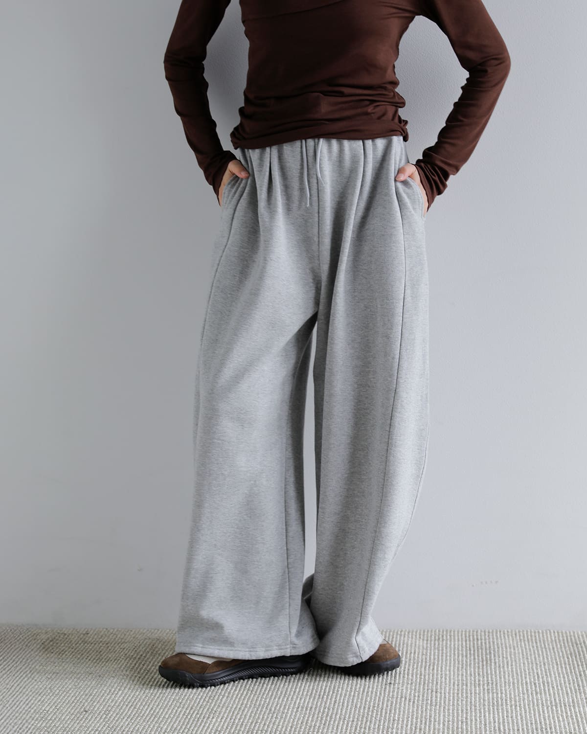 JULYNINE ふわもちパンツ　グレー　34 CLANE クラネ コクーン バルキー スウェットパンツ 10110-7133 2026ss