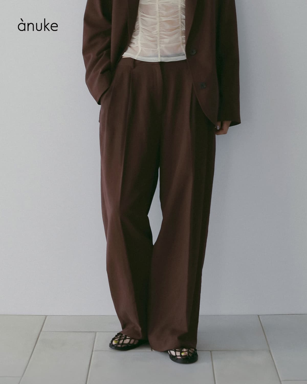 anuke アンヌーク リネン タック ワイドパンツ Linen Tuck Pants