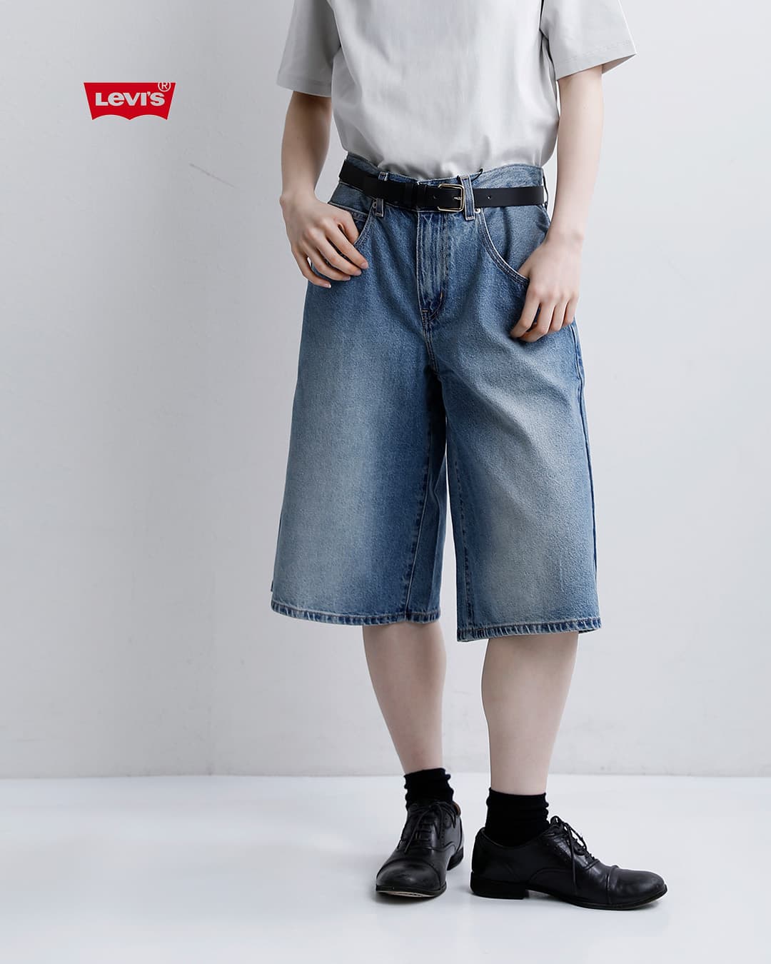 Levi's リーバイス スーパーバギー ハーフデニムパンツ SUPER BAGGY