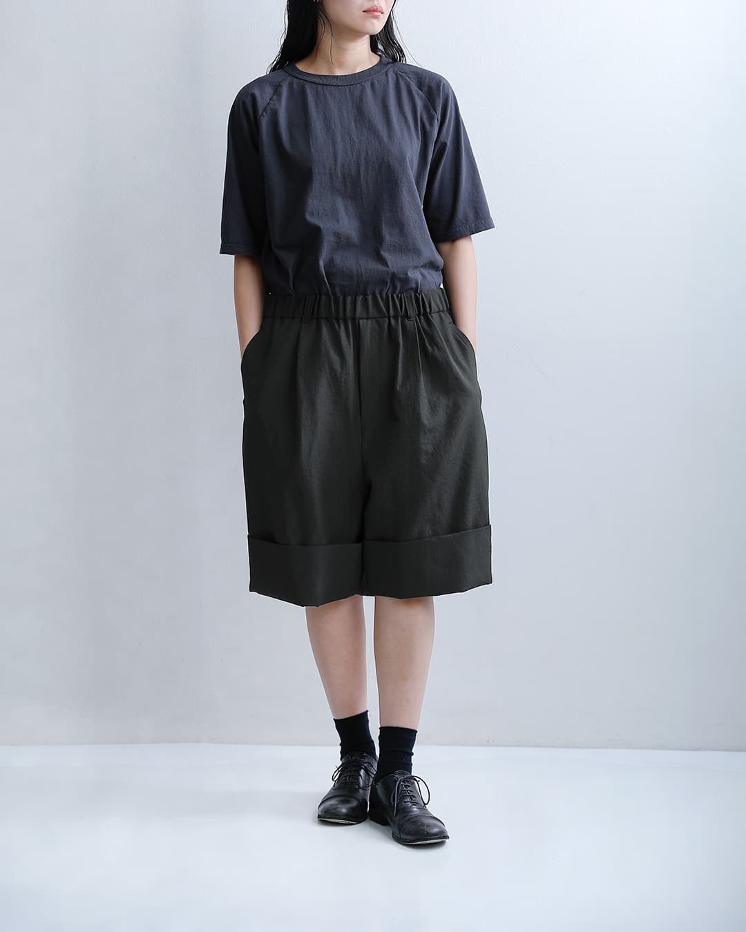 ドゥルカマラ Dulcamara よそいき センタープレス ショートパンツ