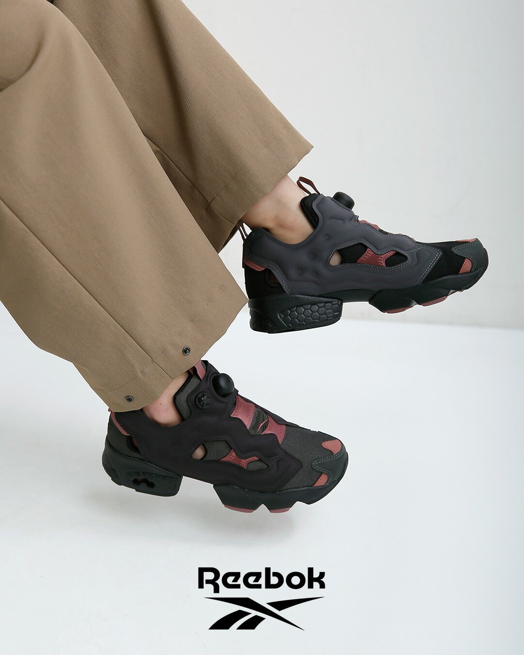 Reebok リーボック インスタポンプフューリー スニーカー INSTAPUMP