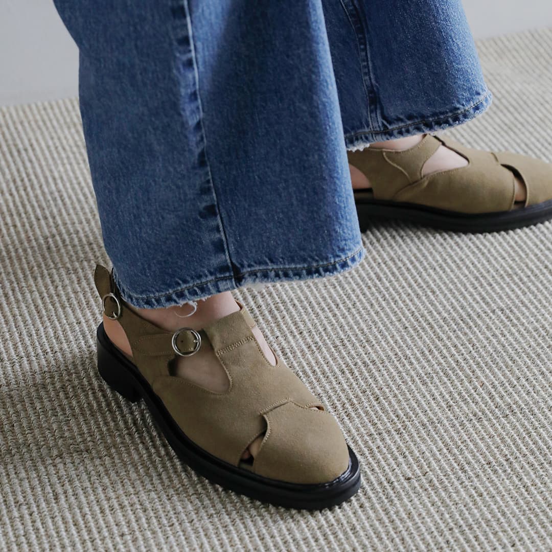 ALM. アルム カウレザー ミュール “SALACIA LEATHER MULES” al128