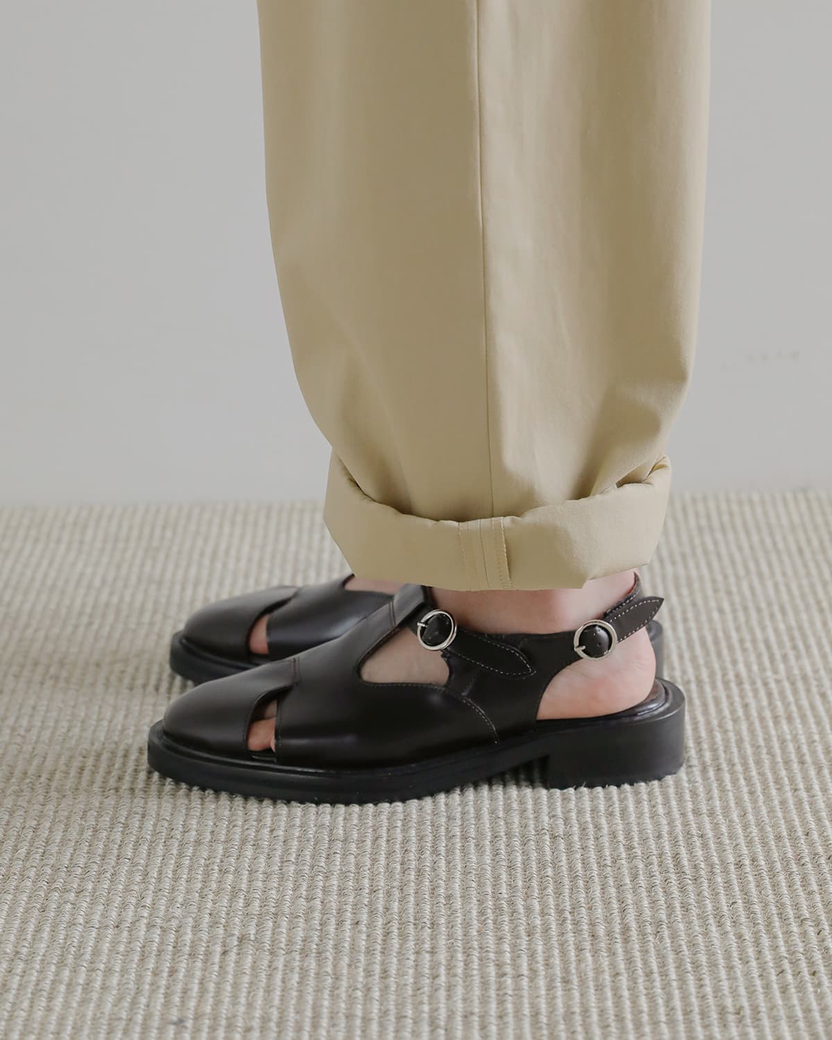 ALM. アルム カウレザー ミュール “SALACIA LEATHER MULES” al128