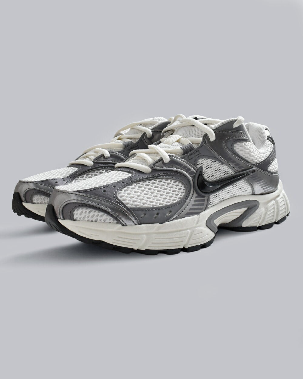 NIKE ナイキ V5 RNR スニーカー hj5228 レディース 2026ss新作 春夏