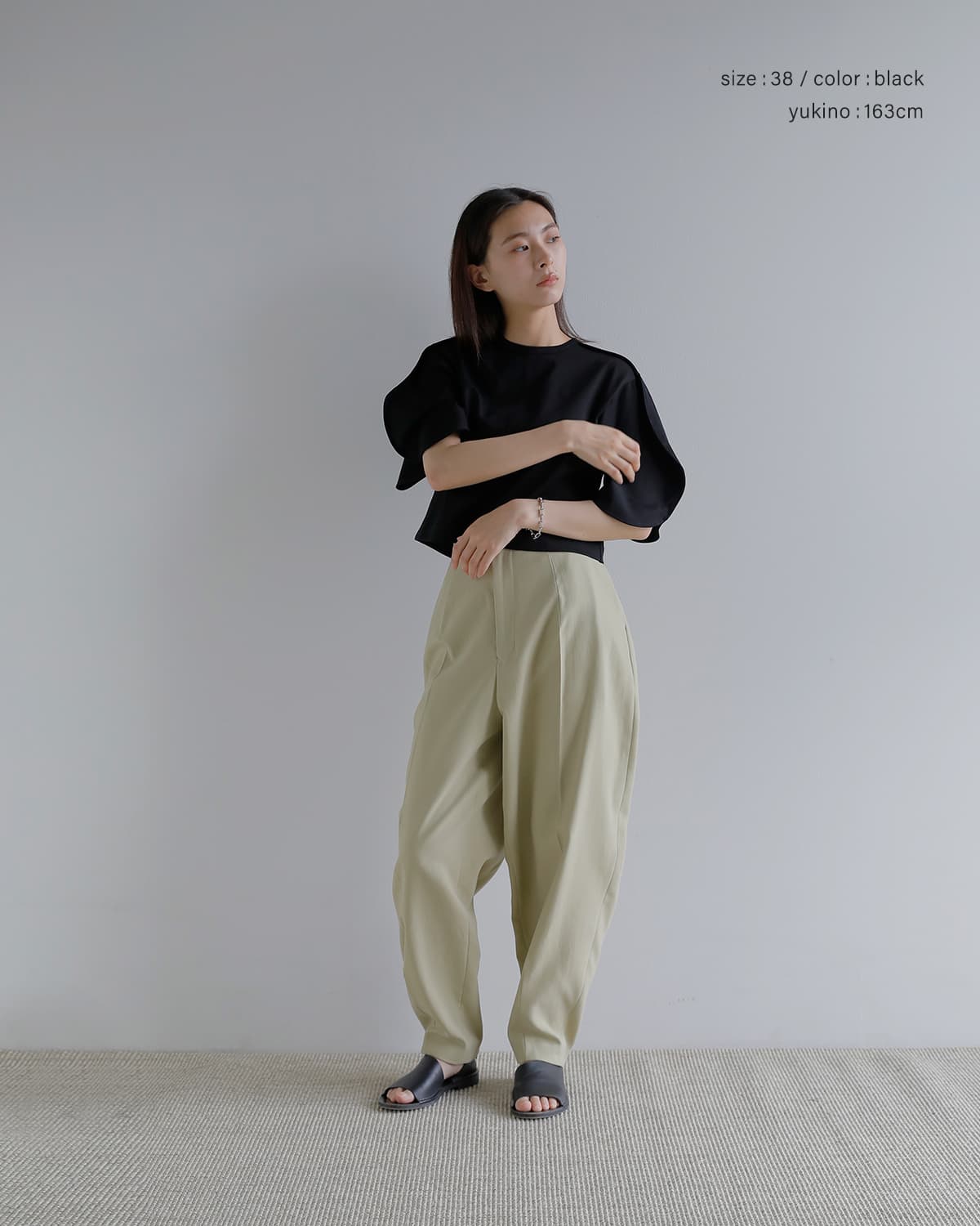 CINOH チノ コットン天竺 クロップド プルオーバー “REFINA enso/円相