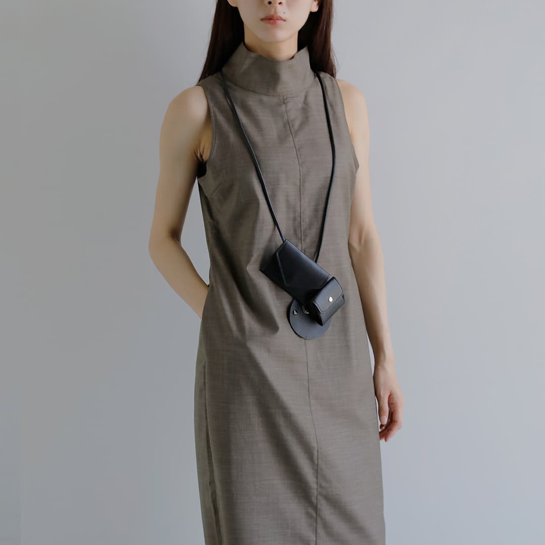 anuke アンヌーク ハイネック ノースリーブ ワンピース Highneck