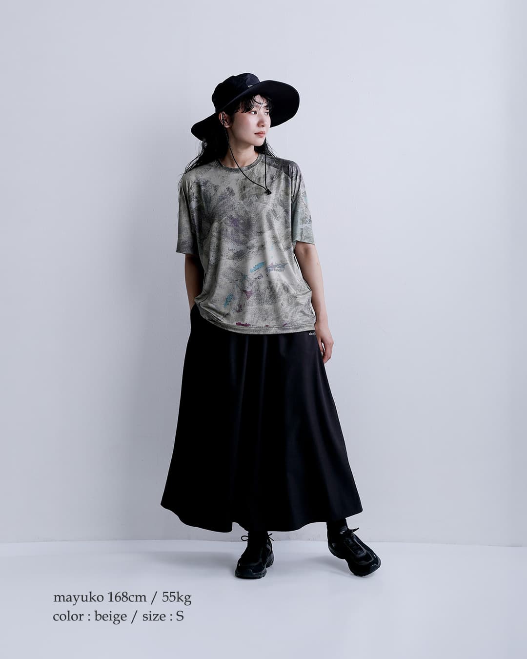 and wander アンドワンダー ×ALTRA アルトラ グラフィック 半袖Tシャツ