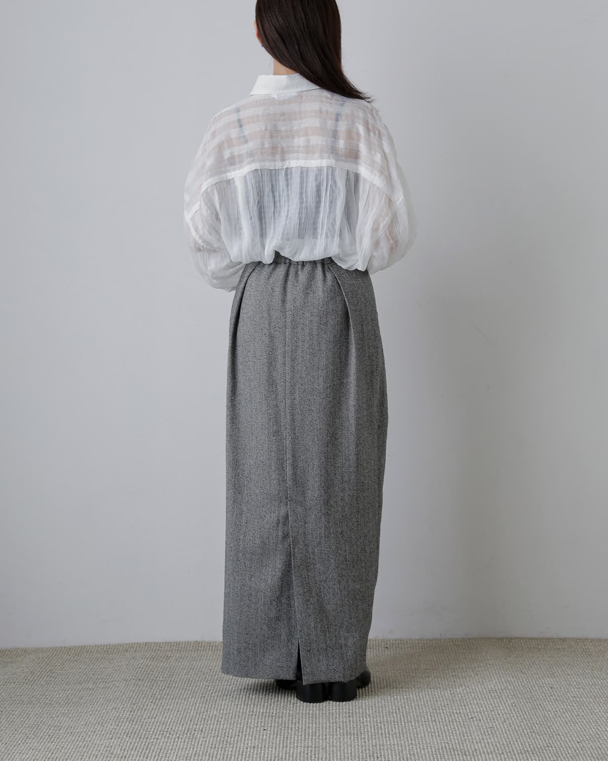 2026aw新作] Hella ヘラ へリンボーン ツイード スカート Herringbone