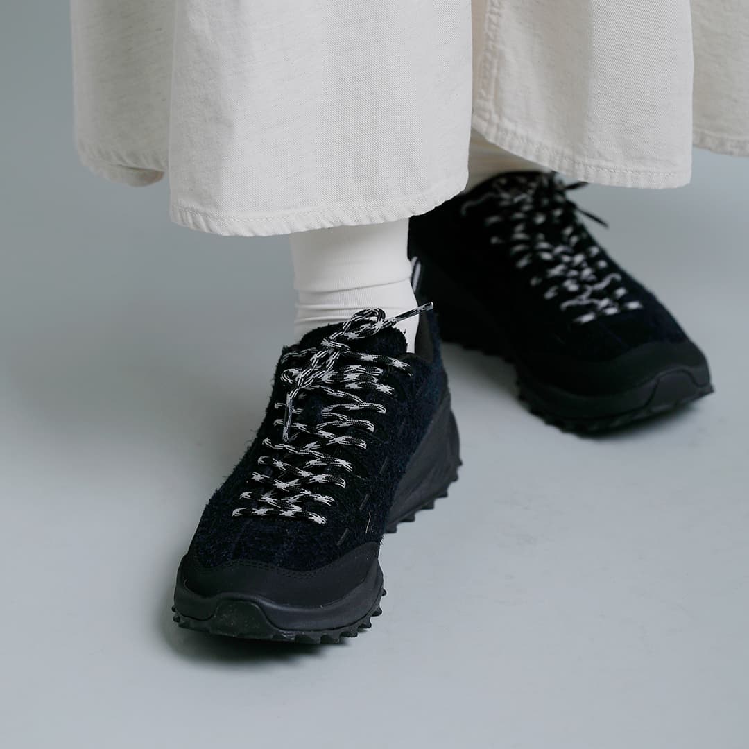 KEEN キーン ジャスパー ザイオニック アウトドアスニーカー JASPER