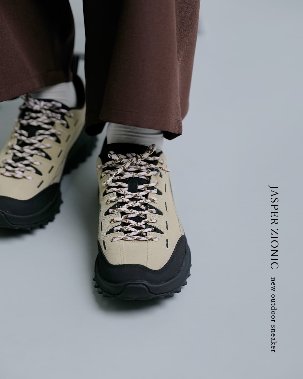 KEEN キーン ジャスパー ザイオニック アウトドアスニーカー JASPER