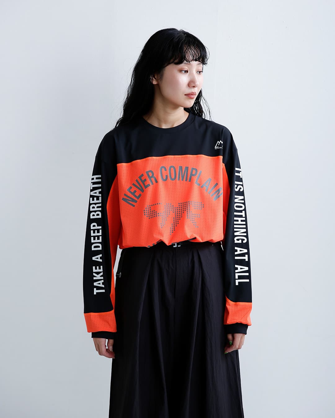 CMF OUTDOOR GARMENT シーエムエフアウトドアガーメント グラフィック