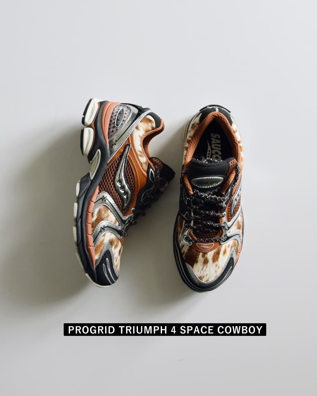 saucony サッカニー プログリッドトライアンフ4 スニーカー PROGRID